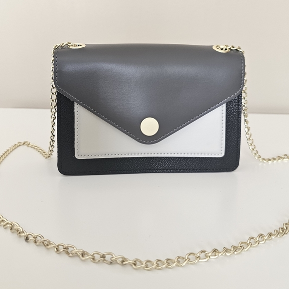 Miniso Small Gold Chain Bag - Picture 1 of 5